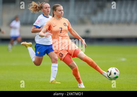 Kaunas, Litauen. Juli 2024. KAUNAS, LITAUEN - 24. JULI: Lotte Keukelaar aus den Niederlanden während des Halbfinalspiels der UEFA-U19-Meisterschaft der Frauen zwischen den Niederlanden und Frankreich bei S. Darius & S. Girenas am 24. Juli 2024 in Kaunas, Litauen. (Foto: Nikola Krstic/Orange Pictures) Credit: Orange Pics BV/Alamy Live News Stockfoto