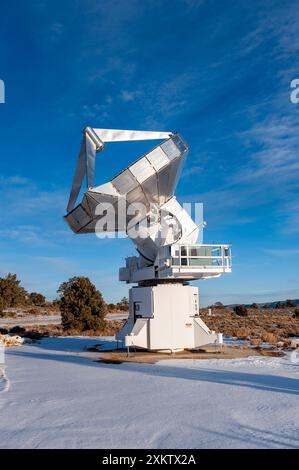 Images of Owens Valley Radio Observatory (OVRO) ist ein Radioastronomie Observatorium in der Nähe von Big Pine, Kalifornien (USA) im Owens Valley. Es liegt östlich Stockfoto