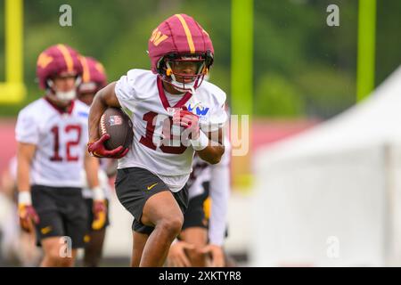 Ashburn, VA, USA. Juli 2024. Mitchell Tinsley (18), der im Trainingslager der Washington Commanders im OrthoVirginia Training Center im Commanders Park in Ashburn, Virginia, absolvierte Reggie Hildred/CSM (Bild: © Reggie Hildred/Cal Sport Media). Quelle: csm/Alamy Live News Stockfoto