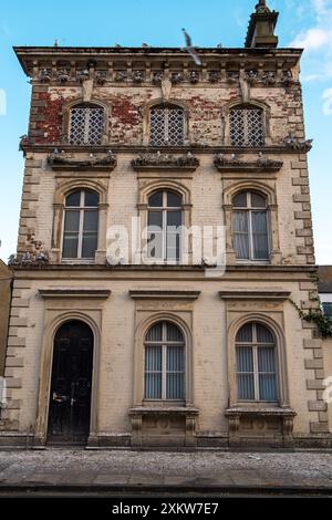 Hartlepool, atemberaubender Blick auf das Hartlepool Headland mit seinem historischen Leuchtturm, der zerklüfteten Küste und dem lebhaften Küstencharme. Stockfoto