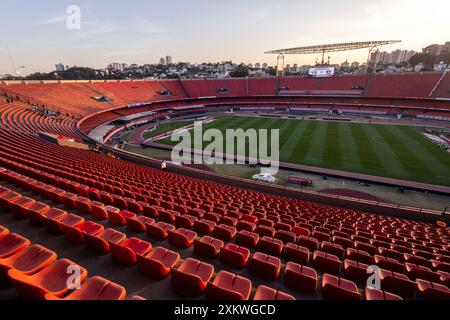 Sao Paulo, Brasilien. Juli 2024. SP - SAO PAULO - 07/24/2024 - BRAZILIAN A 2024, SAO PAULO x BOTAFOGO - Allgemeine Ansicht des Morumbi Stadions für das Spiel zwischen Sao Paulo und Botafogo für die brasilianische A 2024 Meisterschaft. Foto: Ettore Chiereguini/AGIF Credit: AGIF/Alamy Live News Stockfoto