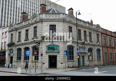 Public House aus dem Jahr 1923 in der Broad Street in Birmingham Stockfoto