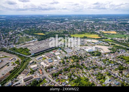 Luftbild, Gesamtansicht Werk Vallourec Deutschland GmbH, Schützenstraße, Fritz-Thyssen-Brücke, Autobahn A40, Gewerbegebiet Mannesmannstraße, Dümpten - West, Mülheim an der Ruhr, Ruhrgebiet, Nordrhein-Westfalen, Deutschland ACHTUNGxMINDESTHONORARx60xEURO *** Luftansicht, Gesamtansicht des Werks Vallourec Deutschland GmbH, Schützenstraße, Fritz Thyssen Brücke, Autobahn A40, Gewerbegebiet Mannesmannstraße, Dümpten West, Mülheim an der Ruhr, Ruhrgebiet, Nordrhein-Westfalen, Deutschland ATTENTIONxMINDESTHONORARx60xEURO Stockfoto