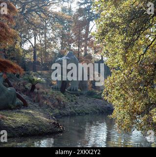 Modelldinosaurier, Crystal Palace, London. Die Welt Stockfoto