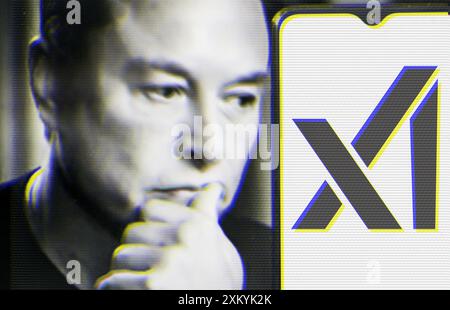 Juli 2024. Ukraine. Poltava. In dieser Fotoabbildung sind ein Porträt von Elon Musk und das XAI-Logo auf einem mobilen Gerät zu sehen. Stockfoto