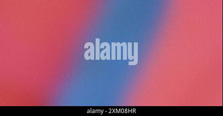 Abstrakter, unscharfer Hintergrund mit einem glatten Übergang zwischen Blau und Rot mit einer körnigen Textur Stockfoto