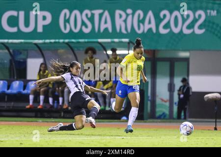 Keilyn Chavarria aus Costa Rica und Dudinha Rodrigues aus Brasilien beim Spiel Costa Rica gegen Brasilien am 1. August Stockfoto