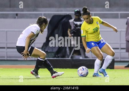 Keilyn Chavarria aus Costa Rica und Dudinha Rodrigues aus Brasilien beim Spiel Costa Rica gegen Brasilien am 1. August Stockfoto