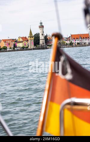 Segelpartie auf dem Bodensee vor Lindau. // 13.07.2024: Lindau, Bayern, Deutschland, Europa *** Segeltour auf dem Bodensee vor Lindau 13 07 2024 Lindau, Bayern, Deutschland, Europa Stockfoto