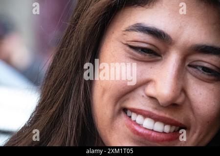 Paris, Ile-de-France, 20. Juni 2024. Porträt von Rima Hassan. Stockfoto