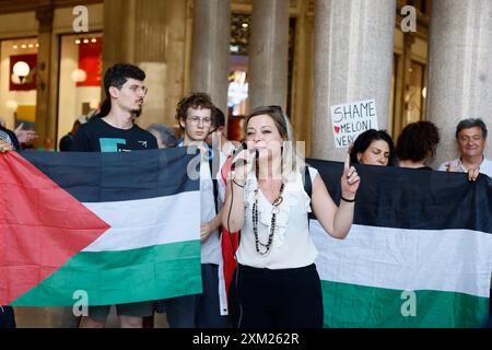 Roma, Italien. Juli 2024. Manifestazione di protesta contro la visita del presidente israeliano Isaac Herzog Roma, Italia &#x2014; Gioved&#xec; 25 luglio 2024 - Cronaca - (Foto di Cecilia Fabiano/LaPresse) Protest gegen den Besuch des israelischen Präsidenten Isaac Herzog Rom, Italien - Donnerstag, 25. Juli 2024 - Nachrichten - (Foto: Cecilia Fabiano/LaPresse) Credit: LaPresse/Alamy Live News Stockfoto