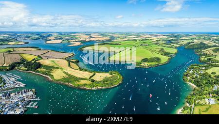 Salcombe und Mill Bay über Kingsbridge Mündung von einer Drohne, Batson Creek, Southpool Creek, Devon, England, Europa Stockfoto