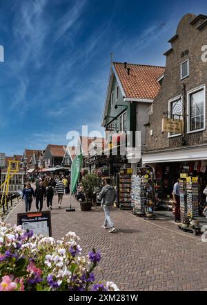 Hafenviertel im historischen Fischerdorf Volendam in den Niederlanden Stockfoto