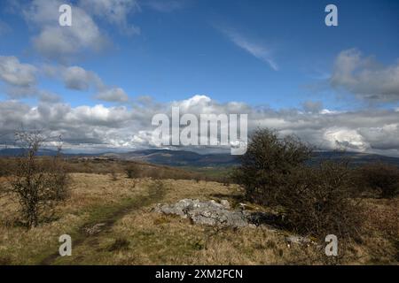 Das Gipfelplateau Hutton Roof Crags bei Burton in Kendal Westmorland und Furness England Stockfoto