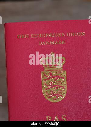 Kastrup/Kopenhagen/Dänemark/25. Juli 2024/.dänischer Pass wird in Kastrp auch als Danamrks-Pass der europäischen union bezeichnet. Foto. Bilder von Francis Joseph Dean/Dean sind nicht für kommerzielle Zwecke bestimmt Stockfoto