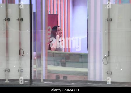 Katy Perry kommt im One Show Studio des BBC Broadcasting House in London an, um dort in The One Show zu erscheinen. Bilddatum: Donnerstag, 25. Juli 2024. Stockfoto