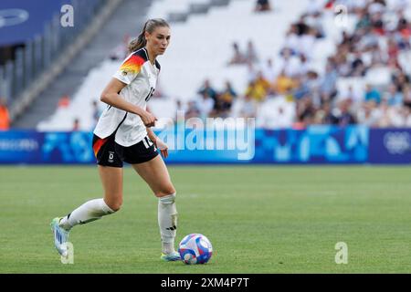 Marseille, Frankreich. Juli 2024. FRA, Paris, Olympische Spiele Paris 2024, 25. Juli 2024, Fußball, Frauen, Deutschland gegen Australien, in Marseille, im Stade Velodrome, Jule Brand (Deutschland, 16) Credit: HMB Media/Alamy Live News Stockfoto