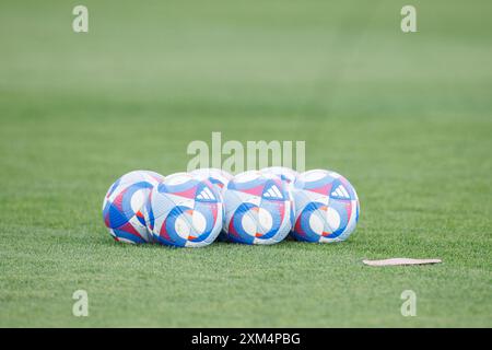 Marseille, Frankreich. Juli 2024. FRA, Paris, Olympische Spiele Paris 2024, 25. Juli 2024, Fußball, Frauen, Deutschland gegen Australien, in Marseille, im Stade Velodrome, dem Gameball der olympischen Spiele 2024, Credit: HMB Media/Alamy Live News Stockfoto