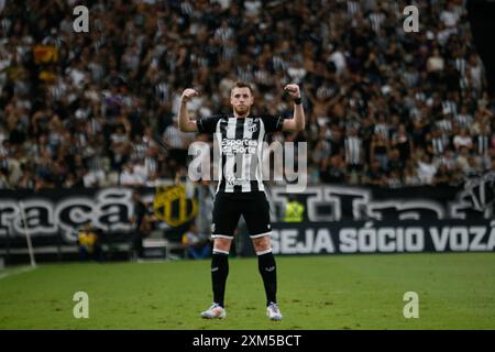 Fortaleza, Brasilien. Juli 2024. CE - FORTALEZA - 07/25/2024 - BRASILEIRO B 2024, CEARA x BOTAFOGO-SP - Ceara Spieler Aylon feiert sein Tor während eines Spiels gegen Botafogo-SP im Stadion Arena Castelao für die brasilianische B 2024 Meisterschaft. Foto: Baggio Rodrigues/AGIF (Foto: Baggio Rodrigues/AGIF/SIPA USA) Credit: SIPA USA/Alamy Live News Stockfoto