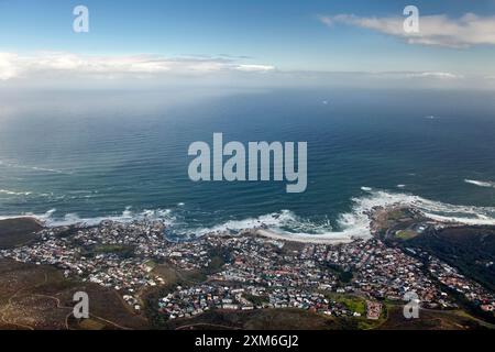 Panoramablick auf Kapstadt und die Atlantikküste Stockfoto