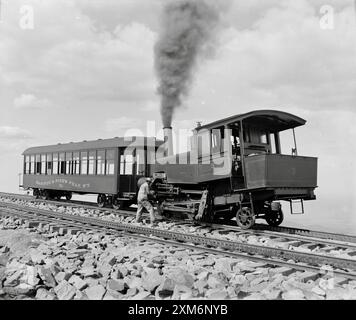 Zahnradbahn auf dem Gipfel des Pike's Peak, Manitou & Pike's Peak Railway - ca. 1901 Stockfoto