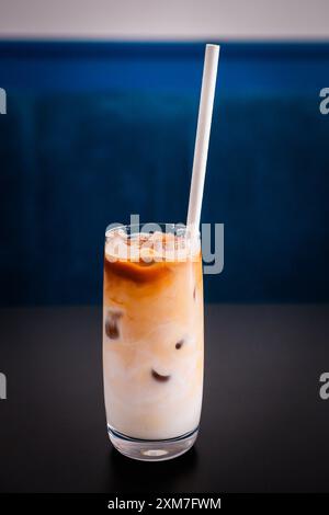 EISKAFFEE EISKAFFEE. Bratislava, 25. Juli 2019. Foto: Branislav Racko Bratislava Copyright: xx  BRR3559 Stockfoto