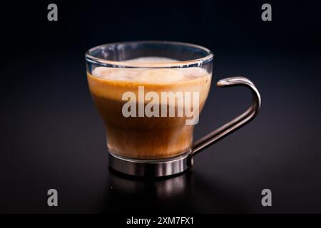 EISKAFFEE EISKAFFEE. Bratislava, 25. Juli 2019. Foto: Branislav Racko Bratislava Copyright: xx  BRR3450 Stockfoto