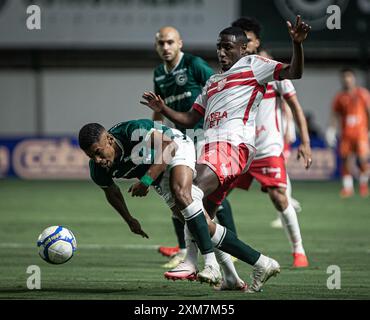 GO - GOIANIA - 07/25/2024 - BRASILEIRO B 2024, GOIAS x CRB - Ryan CRB Spieler während eines Spiels gegen Goias im Serrinha Stadion für die brasilianische B 2024 Meisterschaft. Foto: Isabela Azine/AGIF (Foto: Isabela Azine/AGIF/SIPA USA) Stockfoto