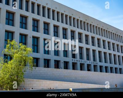 Berlin, Deutschland - Mai 2022: Humboldt-Forum-Gebäude auf der Museumsinsel. Erbaut im 15. Jahrhundert, war dieser herrliche Palast der Sitz der Könige und Emp Stockfoto