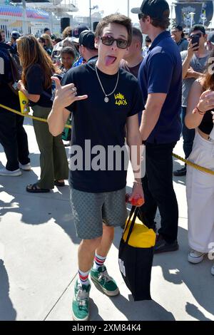 Jacob Bertrand auf der San Diego Comic-Con International 2024 am IMDB Boot. San Diego, 25.07.2024 *** Jacob Bertrand auf der San Diego Comic Con International 2024 auf der IMDB Boot San Diego, 25 07 2024 Foto:xD.xStarbuckx/xFuturexImagex bertrand 4703 Stockfoto