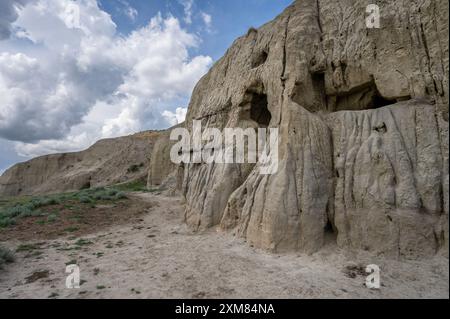 Die Sandklippen von Castle Butte in den Badlands des Bid Muddy Valley in der Nähe des Weilers Big Beaver, Saskatchewan, Kanada Stockfoto