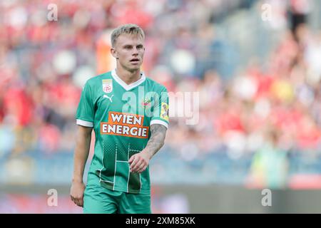 Isak Jansson von Rapid Wien wurde während des Ausscheidungsspiels der UEFA Europa League 2024/2025 zwischen Wisla Krakau und Rapid Wien im Stadtstadion gezeigt. Endpunktzahl: Wisla Krakau 1:2 Rapid Wien. Stockfoto