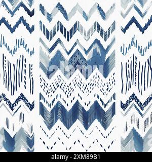 Sommerliches Ikat-Zick-Zack-Muster in malerischer Pinselstrich-Digitalgestaltung. Modernes Coastal Living, bedrucktes Chevron-Textildekor in nahtloser Ausführung Stockfoto