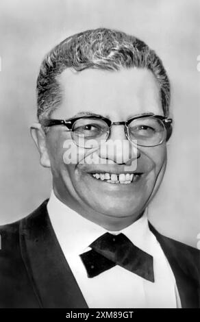 Vince Lombardi. Porträt des amerikanischen Fußballtrainers Vincent Thomas Lombardi (1913–1970) aus dem Jahr 1964 Stockfoto