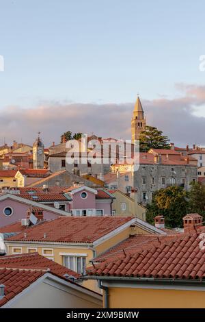 Blick auf die Stadt Labin, Kroatien an der Adriaküste Istriens Stockfoto