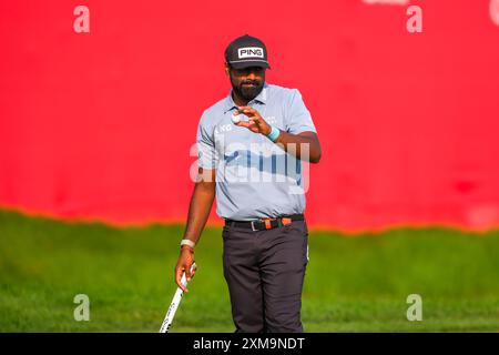 Blaine, Minnesota, USA. Juli 2024. SAHITH THEEGALA beendet Loch 18 während der PGA 3M Open 2024 in TPC Twin Cities am 26. Juli 2024. (Kreditbild: © Steven Garcia/ZUMA Press Wire) NUR REDAKTIONELLE VERWENDUNG! Nicht für kommerzielle ZWECKE! Quelle: ZUMA Press, Inc./Alamy Live News Stockfoto