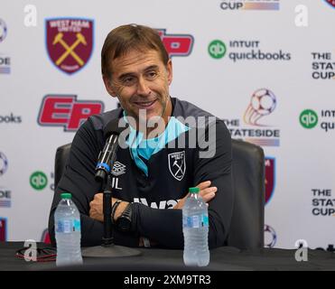 Jacksonville, Florida, USA. Juli 2024. Die englische Premier League ist freundlich, West Ham United gegen Wolverhampton. West Ham Head Coach Julen Lopetegui spricht am Tag vor ihrem Spiel gegen Wolverhampton im Stateside Cup, einer Serie von drei Spielen in den USA in Florida und Maryland. Foto: Tim Davis/Alamy Live News Stockfoto