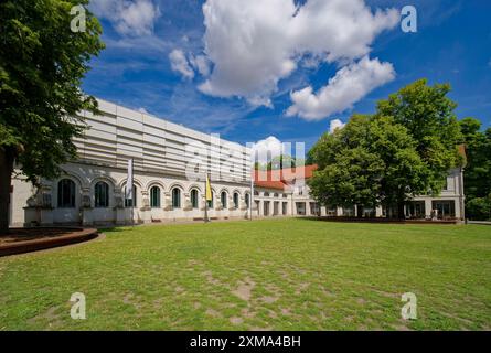 Reithalle von Gottfried Bandhauer, heute Konzerthalle und Veranstaltungszentrum, Schloss und Schlosspark Koethen, Sachsen-Anhalt, Deutschland Stockfoto