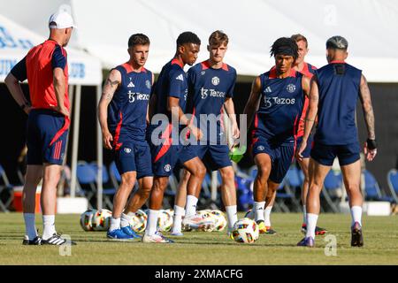 Los Angeles, Usa. Juli 2024. Spieler von Manchester United in Aktion während eines Trainings in der UCLA am 26. Juli 2024 in Los Angeles. Das Team und Arsenal FC spielen am Samstag in einem Freundschaftsspiel vor der Saison. Quelle: SOPA Images Limited/Alamy Live News Stockfoto
