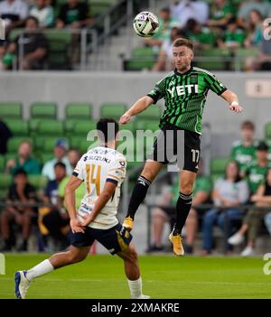 Austin, Texas, USA. Juli 2024. Der Stürmer Jon Gallagher (17) des Austin FC springt am 26. Juli 2024 in Austin an die Spitze des Fußballspiels im Liagues Cup gegen Pumas UNAM. Austin gewann mit 3:2. (Kreditbild: © Scott Coleman/ZUMA Press Wire) NUR REDAKTIONELLE VERWENDUNG! Nicht für kommerzielle ZWECKE! Quelle: ZUMA Press, Inc./Alamy Live News Stockfoto