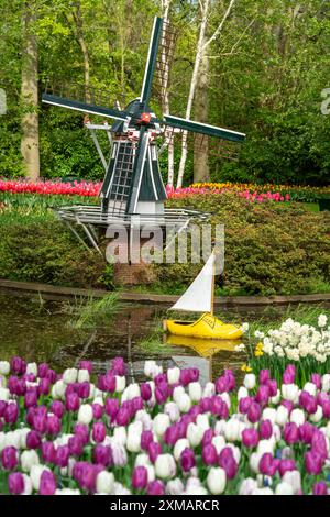 Der Keukenhof, Gärten, Vergnügungspark, Frühlingspark, Frühlingsblumenshow, in der Nähe von Lisse, Südholland, Niederlande, Tulpen-, Narzissen- und Hyazinthen-Show Stockfoto