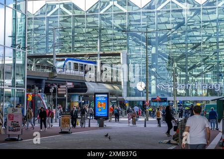 Öffentliche Verkehrsverbindungen zum Haager Hauptbahnhof, Hauptbahnhof, Rijnstraat, Stadtzentrum, Straßenbahnlinien, Niederlande Stockfoto