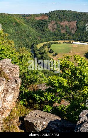 Eugenienstein, Blick ins Rurtal, Landschaft entlang der roten Sandsteinstraße, in der Rureifel, bei Nideggen, Bezirk Dueren, Norden Stockfoto