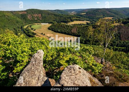 Eugenienstein, Blick ins Rurtal, Landschaft entlang der roten Sandsteinstraße, in der Rureifel, bei Nideggen, Bezirk Dueren, Norden Stockfoto