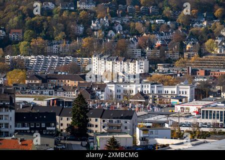 Panoramablick über Wuppertal, im Norden, Bezirk Elberfeld West, Blick über die nördliche Stadt nach Wuppertal-Katernberg, Nordrhein-Westfalen Stockfoto