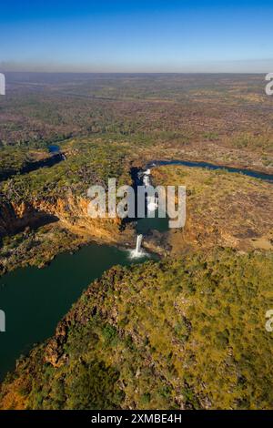 Luftaufnahme der dreifachen Kaskaden der Mitchell Falls im Nordwesten Australiens Stockfoto