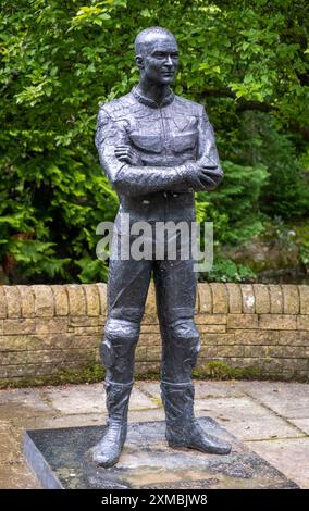 Statue von Steve Hislop (1962-2003), Motorradrennfahrer, Wilton Lodge Park, Hawick, Scottish Borders, UK Stockfoto