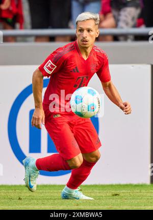 Rottach Egern, Deutschland. Juli 2024. Bryan Zaragoza (FCB 17) beim Freundschaftsspiel FC ROTTACH-EGERN - FC BAYERN München 1-14 im Trainingslager im Stadion am Birkenmoos, 1. Deutsche Fußballliga, in Rottach-Egern, Tegernsee, 24. Juli, 2024 Saison 2024/2025, FCB, Fotograf: ddp Images/STAR-Images Credit: ddp Media GmbH/Alamy Live News Stockfoto