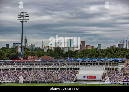 Birmingham, Großbritannien. Juli 2024. Die Stadt Birmingham im Hintergrund während des zweiten Tages des Rothesay Test Match England vs West Indies in Edgbaston, Birmingham, Großbritannien, 27. Juli 2024 (Foto: Mark Cosgrove/News Images) in Birmingham, Großbritannien am 27. Juli 2024. (Foto: Mark Cosgrove/News Images/SIPA USA) Credit: SIPA USA/Alamy Live News Stockfoto