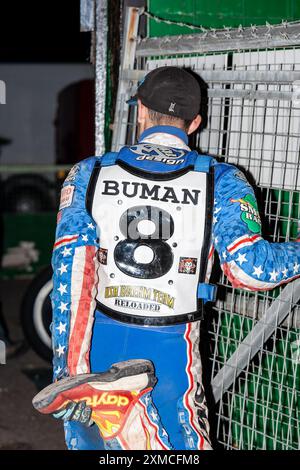 Michael R (Mikey) Buman II (19. Juni 1991 - 10. Juli 2024). Binghamton, New York, USA speedway-Fahrer. Foxhall Select gegen USA Touring Team. Oktober 2010. Stockfoto